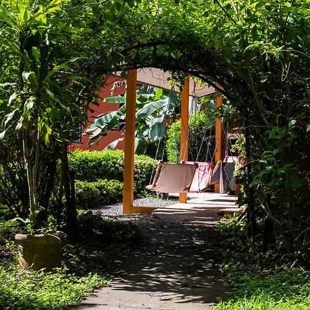 Jungle Lodge At Wild Sun Rescue Center Cabuya  Экстерьер фото